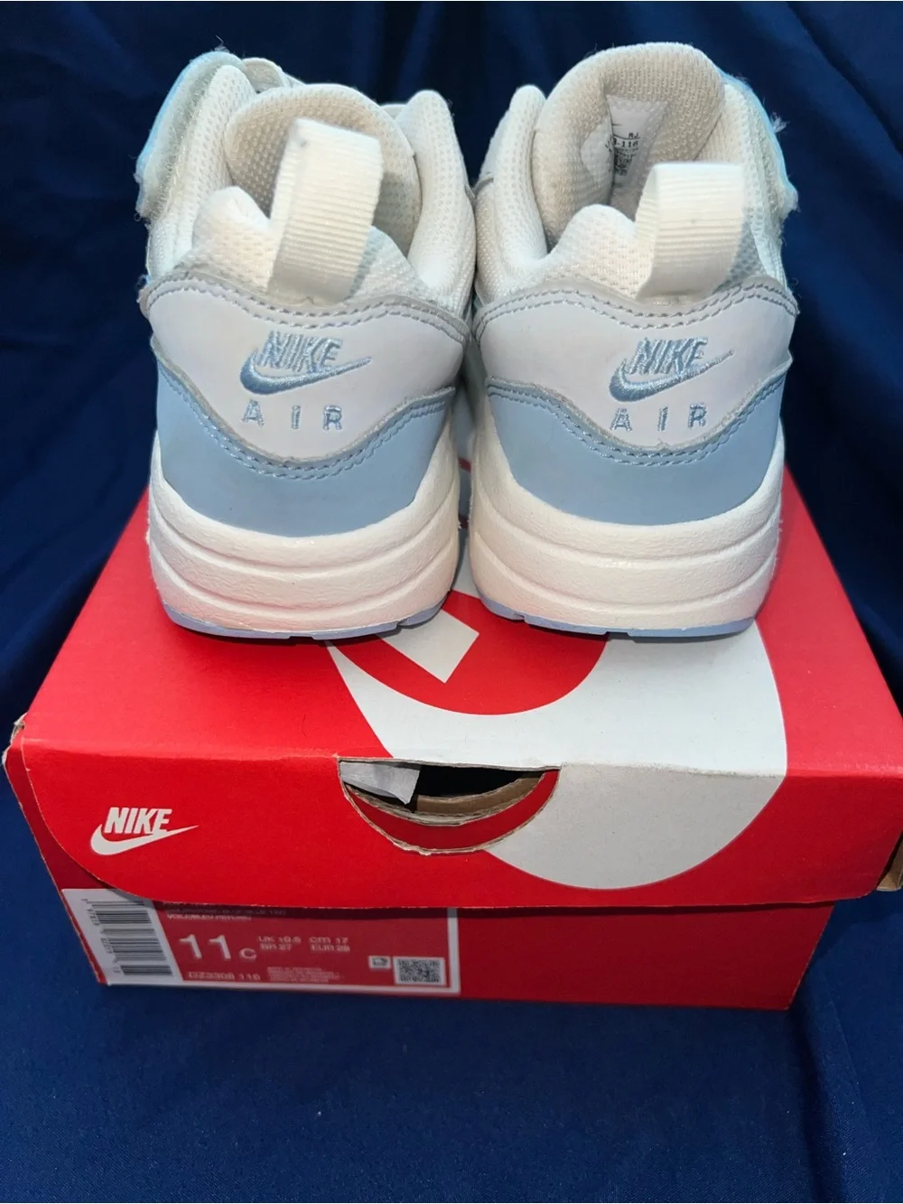 Nike Kids Airmax 1 Light Blue and White Low-Top Sneakers Sz 11c